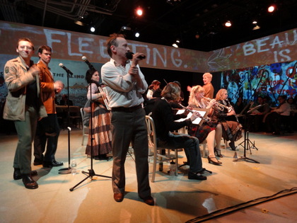 Robert Honeywell with the Cabaret Metropole