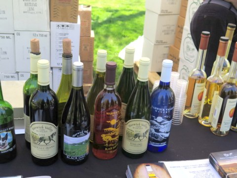 NYBG Wine Tasting, Warwick Valley Winery & Distillery (Black Dirt Distillery). Photo, Carole Di Tosti