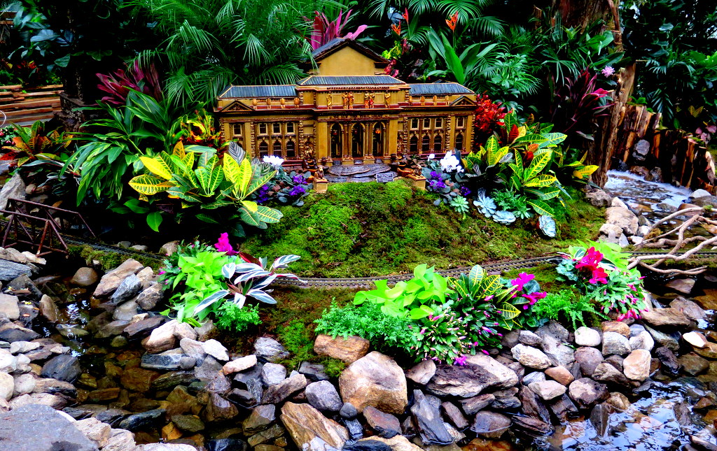 27th Holiday Train Show, NYBG, Stephan A. Schwarzman Building, NY Public Library, Applied Imagination