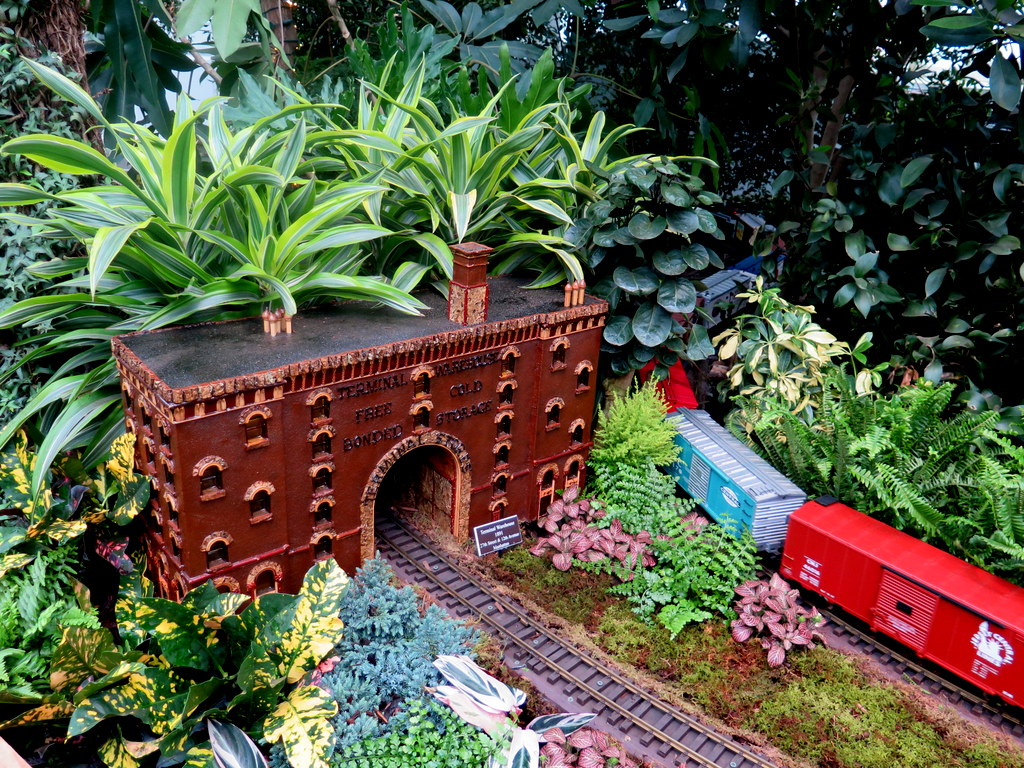 NYBG Holiday Train Show 2018, Terminal Warehouse replia, Manhattan, Applied Imagination