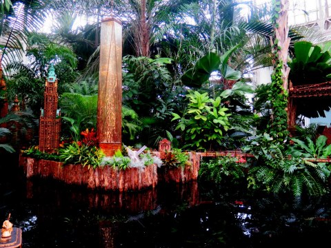 NYBG Holiday Train Show 2018, One World Trade Center, Palms of the World Gallery and Refleting Pool, Applied Imagination