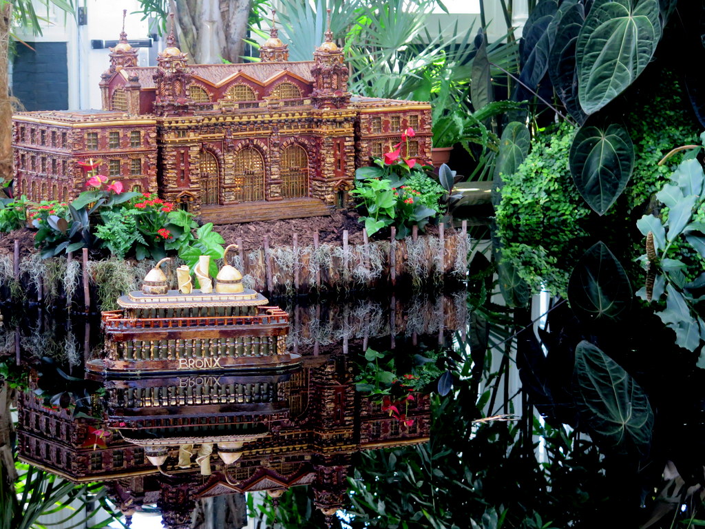 Palms of the World Gallery and Reflecting Pool, NYBG Holiday Train Show 2018, Lower Manhattan display