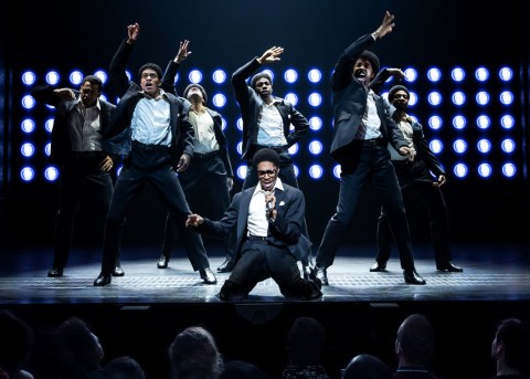 Ephraim Sykes (kneeling), Ensemble, Ain't Too Proud