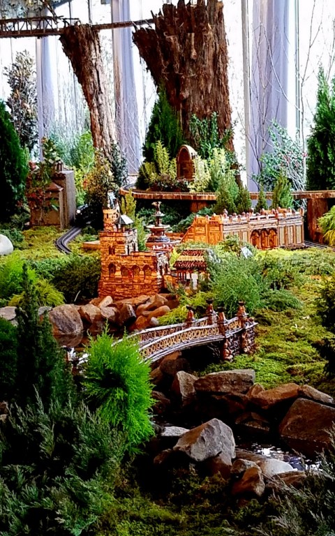 28th NYBG Holiday Train Show, Applied Imagination