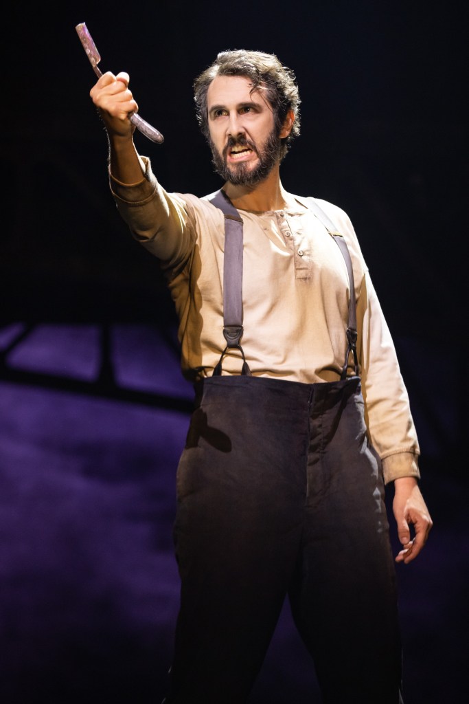 Josh Groban in 'Sweeney Todd: The Demon Barber of Fleet Street' (Matthew Murphy, Evan Zimmermann)
