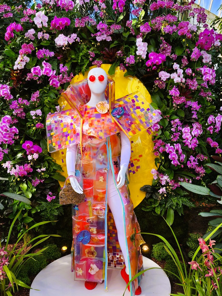FLWR PSTL, a.k.a. Kristen Alpaugh's dramatic, vibrantly hued installation, NYBG 'Florals in Fashion' (Carole Di Tosti)