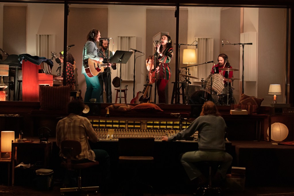 The cast of 'Stereophonic' (Julieta Cervantes)