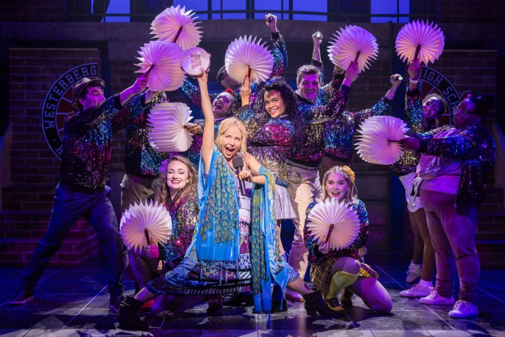 (L to R): Kerry Butler, Lorna Courtney, Elizabeth Teeter, Erin Morton and the Company of 'Heathers The Musical' (©Evan Zimmerman for MurphyMade)