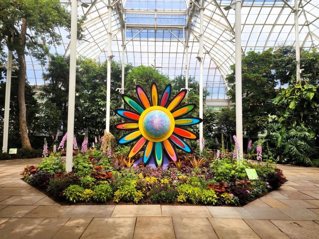 Amie Jacobsen's pièce de résistance sculpture in the theatrical showpiece gallery at the NYBG Enid A. Haupt Conservatory (Carole Di Tosti)